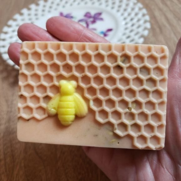 Hand Crafted by Serenity Style Stephenson Melt and Pour Soap Set of 3 Bars - Picture 8 of 15